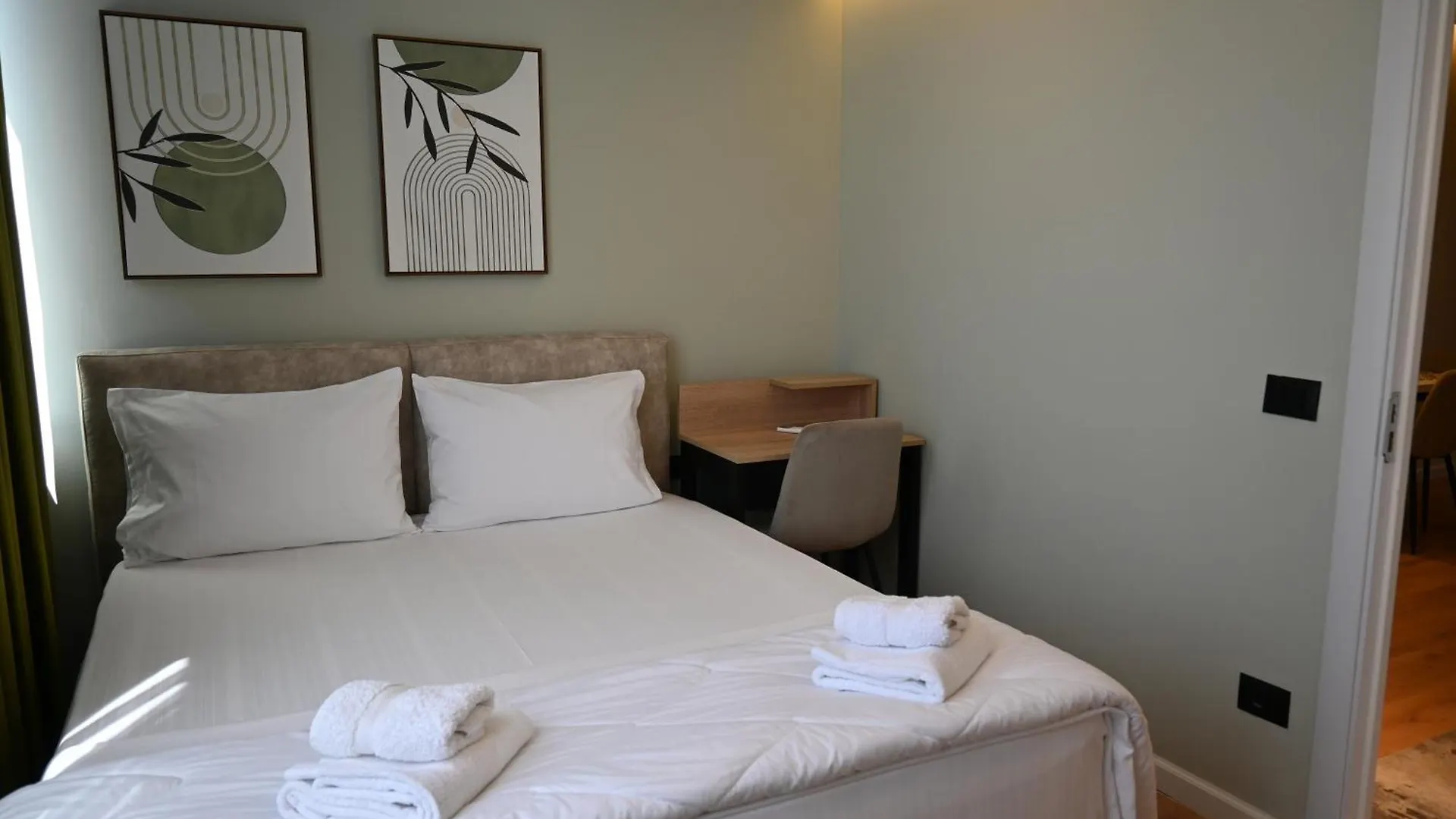 Apartment Stayin Tirana