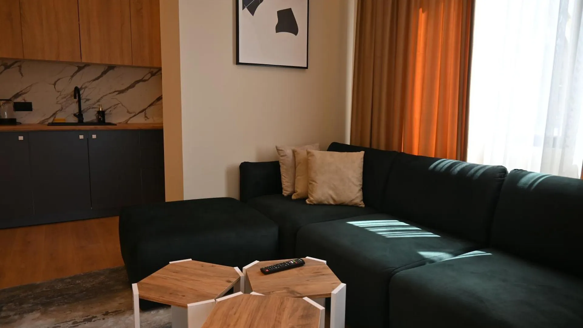 Apartment Stayin Tirana